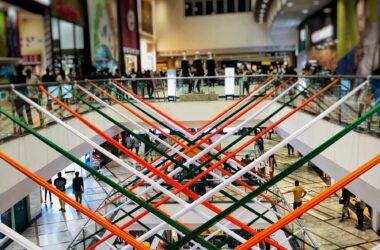 Photo Connecting People