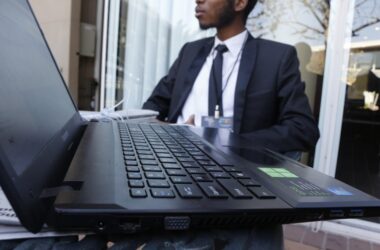 Photo "The Evolving Role of Hiring Managers in the Age of IT Augmentation"